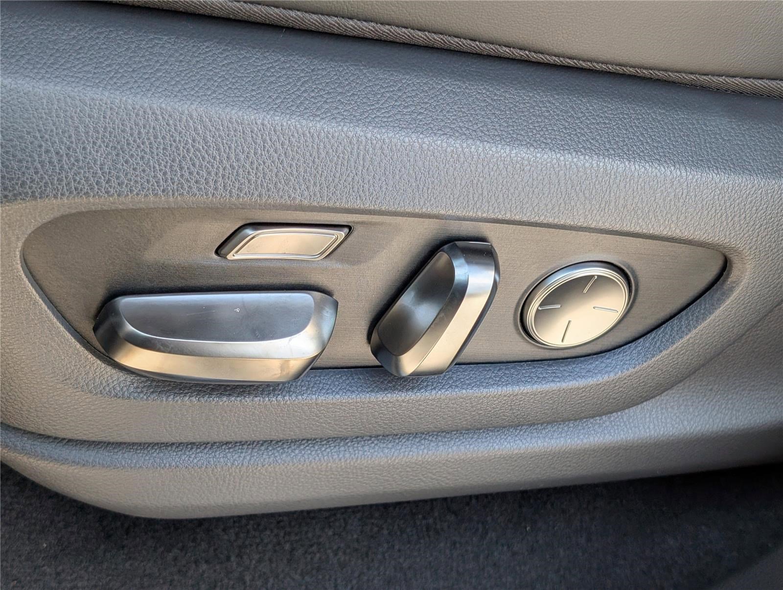 New 2026 Lexus LX 600 4WD w/ Luxury Package image 20