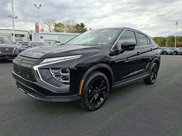 Used 2024 Mitsubishi Eclipse Cross LE AWD/4WD image 3