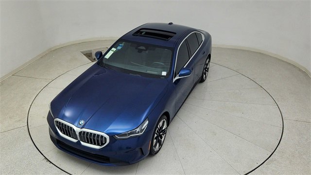 Used 2026 BMW 530i image 74