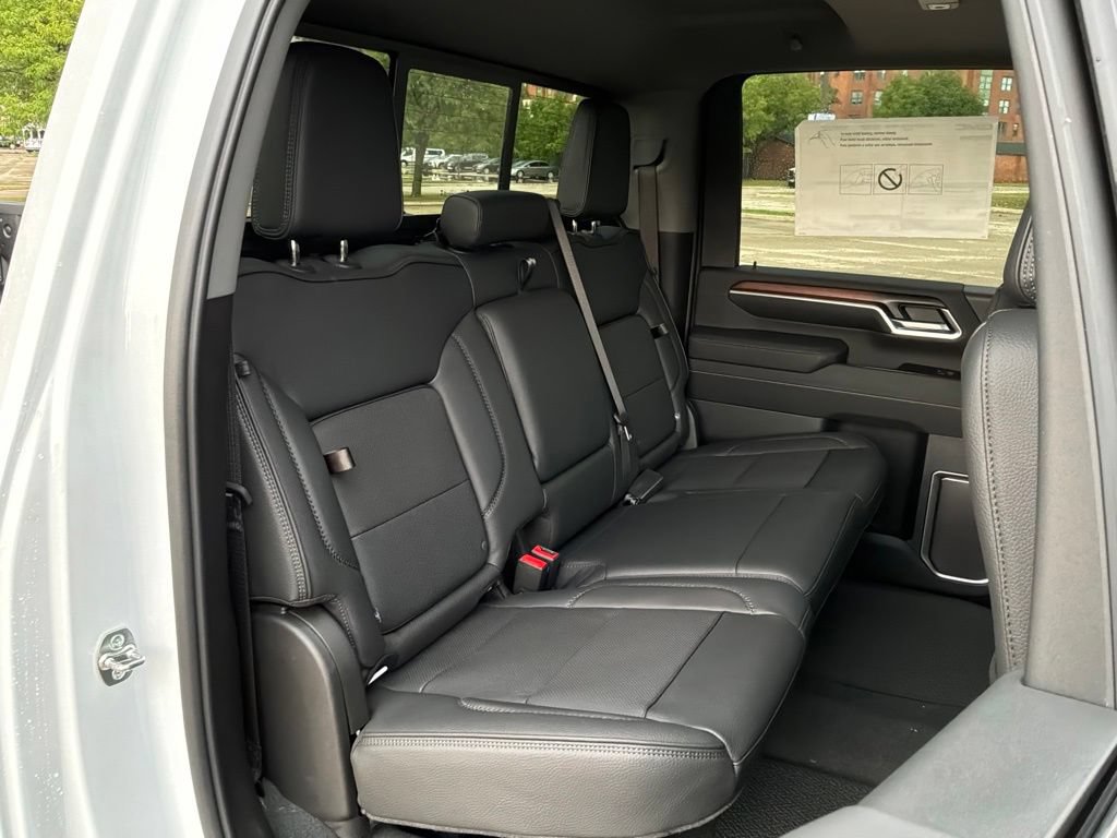 New 2026 GMC Sierra 2500 Denali w/ Denali Reserve Package AWD/4WD image 50
