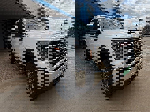 New 2026 GMC Sierra 2500 SLT w/ X31 Off-Road Package