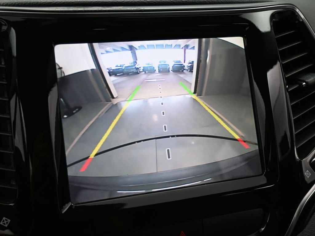 Used 2019 Jeep Cherokee Limited FWD image 18