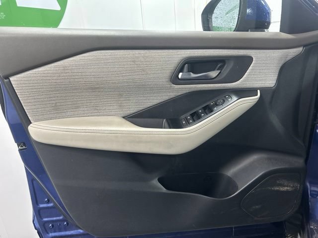 Used 2021 Nissan Rogue SV AWD/4WD image 17
