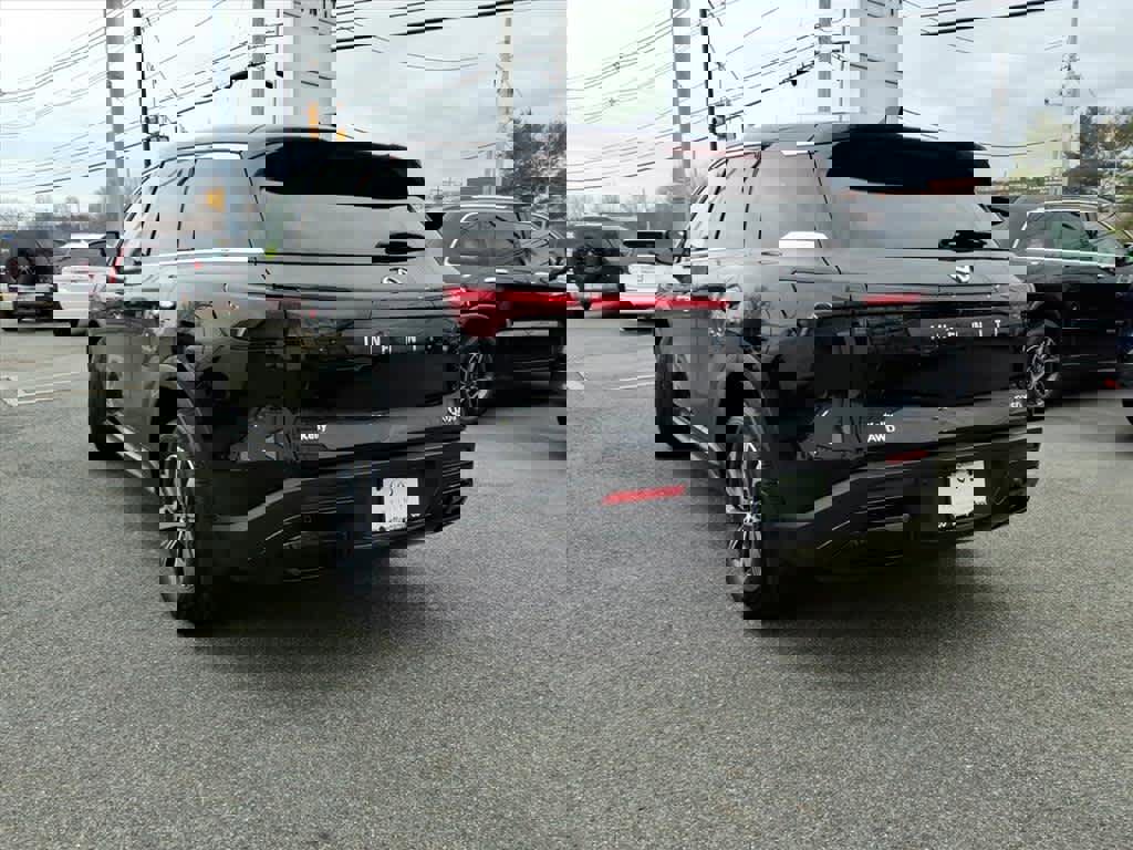 Certified 2023 INFINITI QX60 Pure image 6