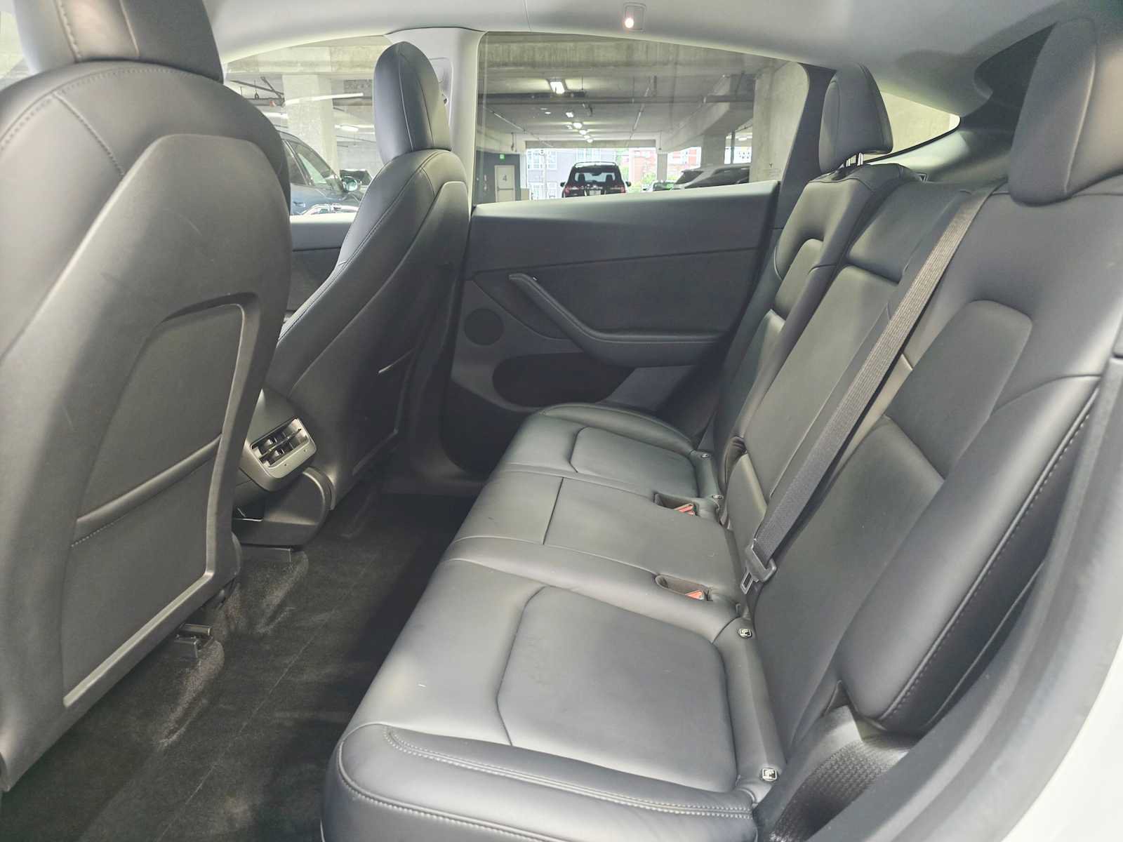 Used 2022 Tesla Model Y Performance AWD/4WD image 25