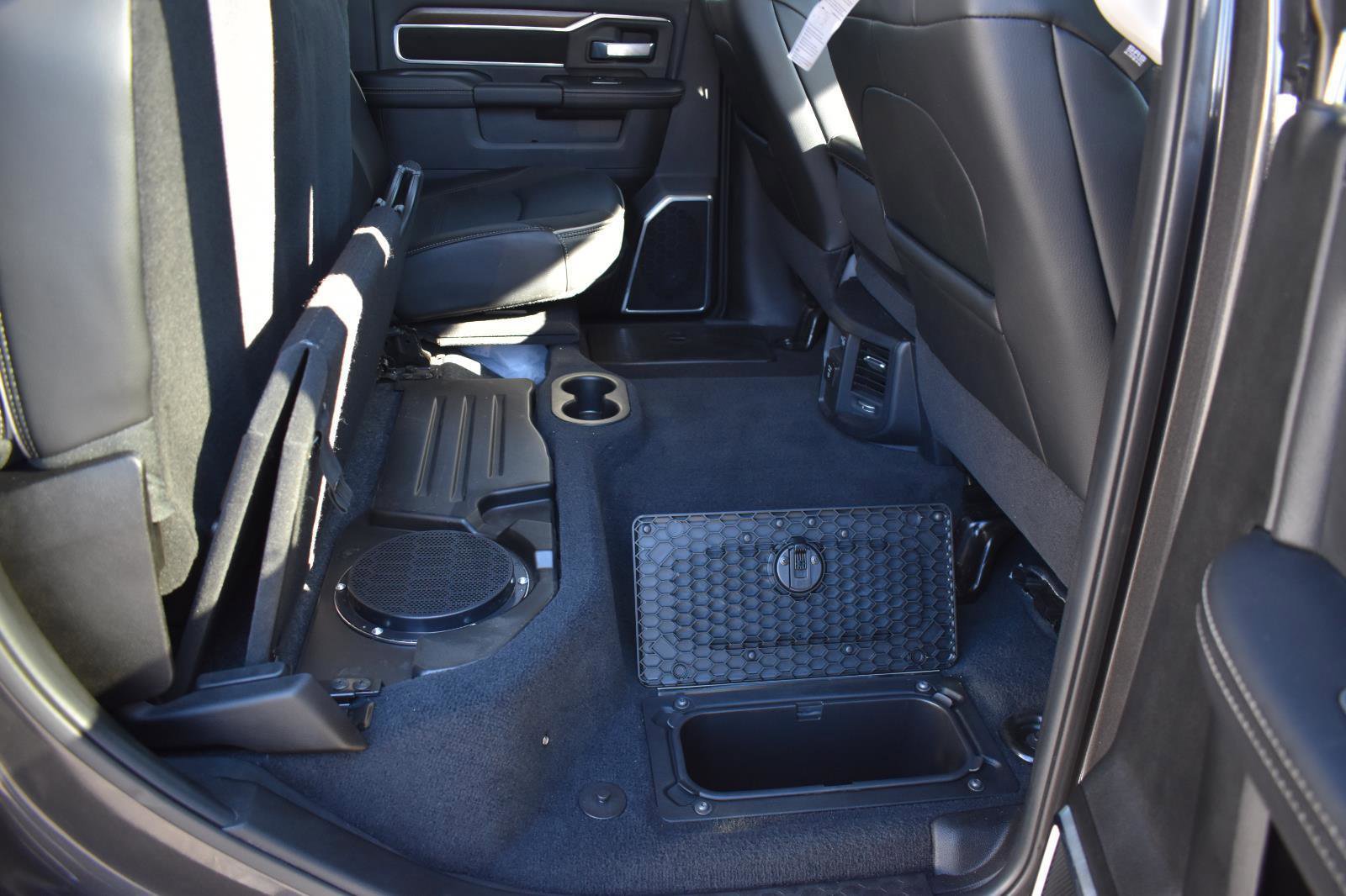 Used 2024 RAM 2500 Laramie w/ Safety Group image 15