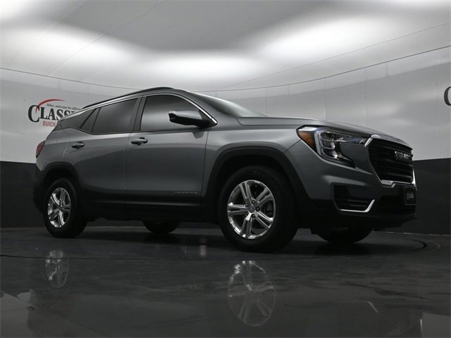 Used 2024 GMC Terrain SLE w/ Driver Convenience Package image 27