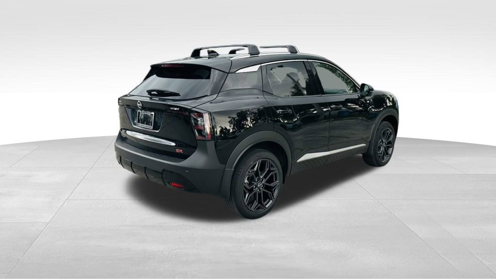 New 2026 Nissan Kicks SR FWD image 8