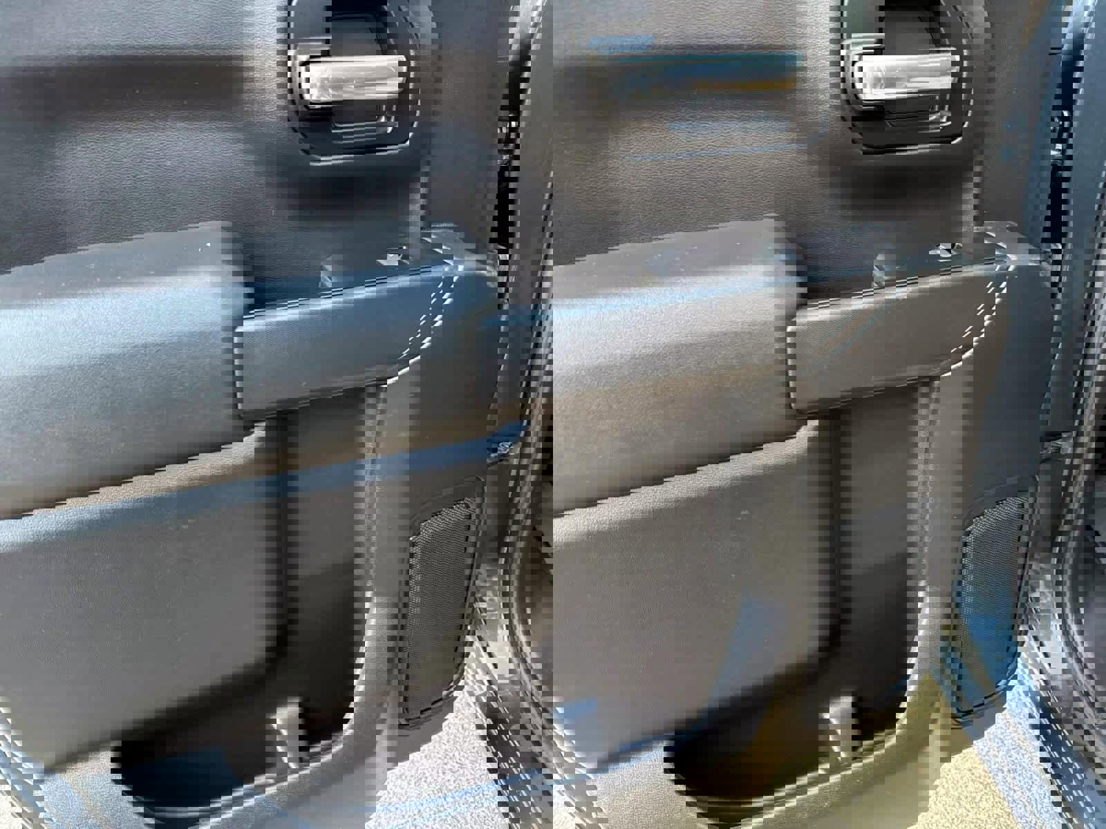 Used 2019 Chevrolet Silverado 1500 Custom Trail Boss w/ Custom Convenience Package image 13