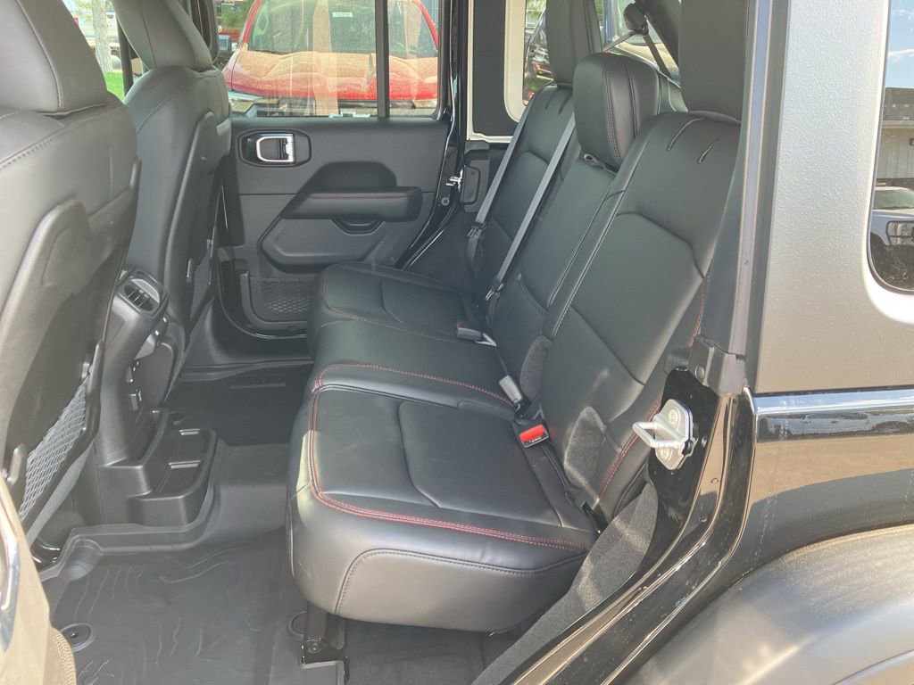 New 2025 Jeep Wrangler Unlimited Rubicon w/ Steel Bumper Group image 11