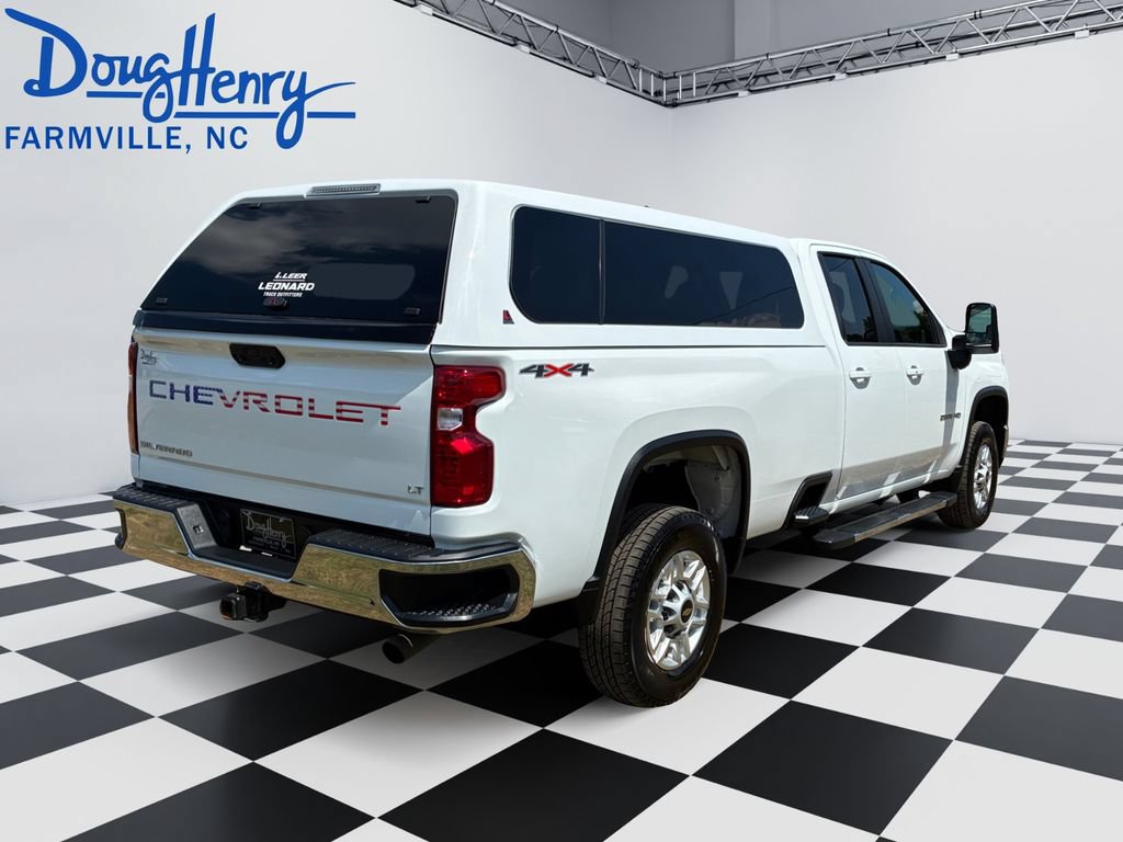 Used 2025 Chevrolet Silverado 2500 LT w/ Convenience Package AWD/4WD image 5