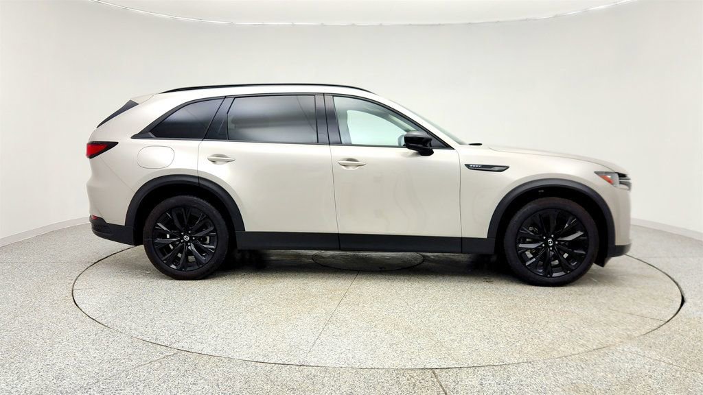 Used 2025 MAZDA CX-90 Plug-In Hybrid w/Premium Sport image 4