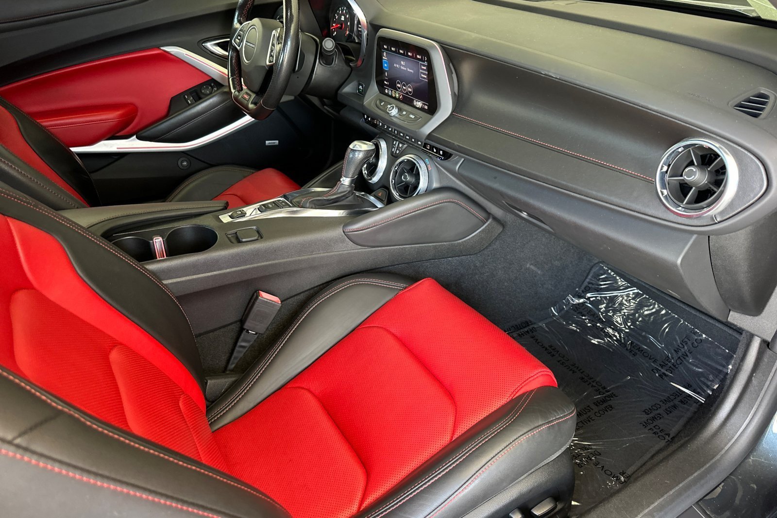 Used 2021 Chevrolet Camaro SS RWD image 14