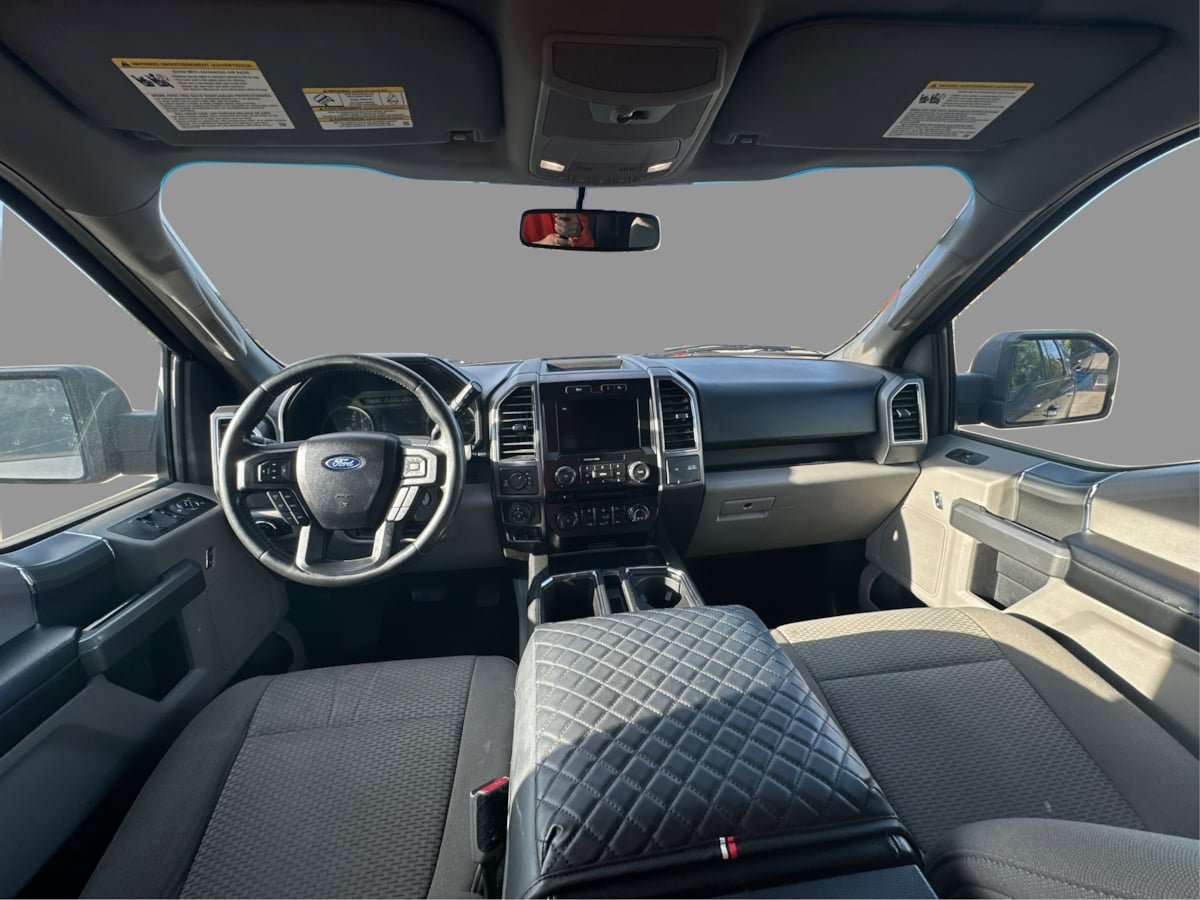 Used 2017 Ford F150 XLT w/ Equipment Group 302A Luxury AWD/4WD image 31
