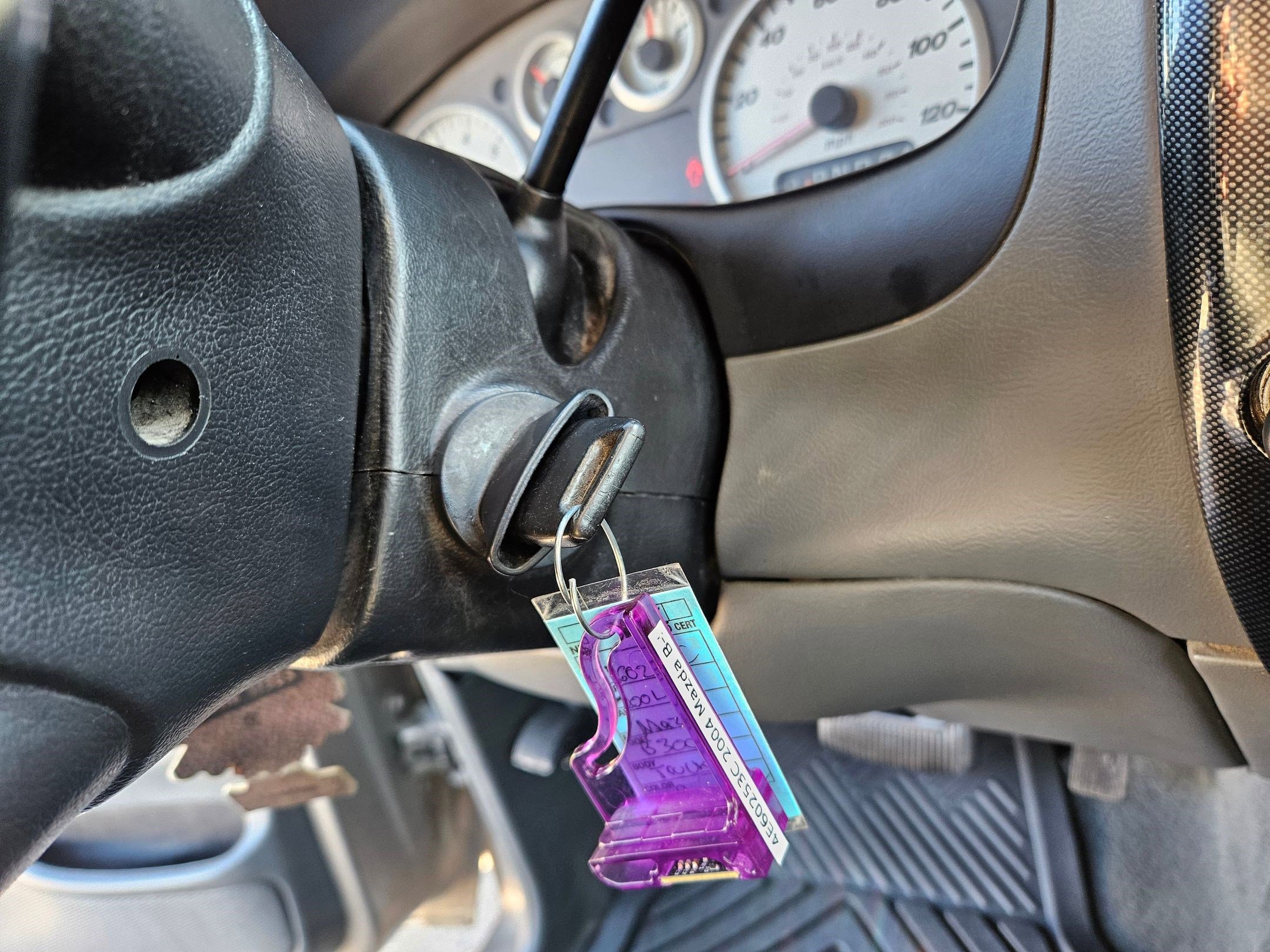 Used 2004 MAZDA B-Series Pickup SE w/ Convenience Pkg image 19