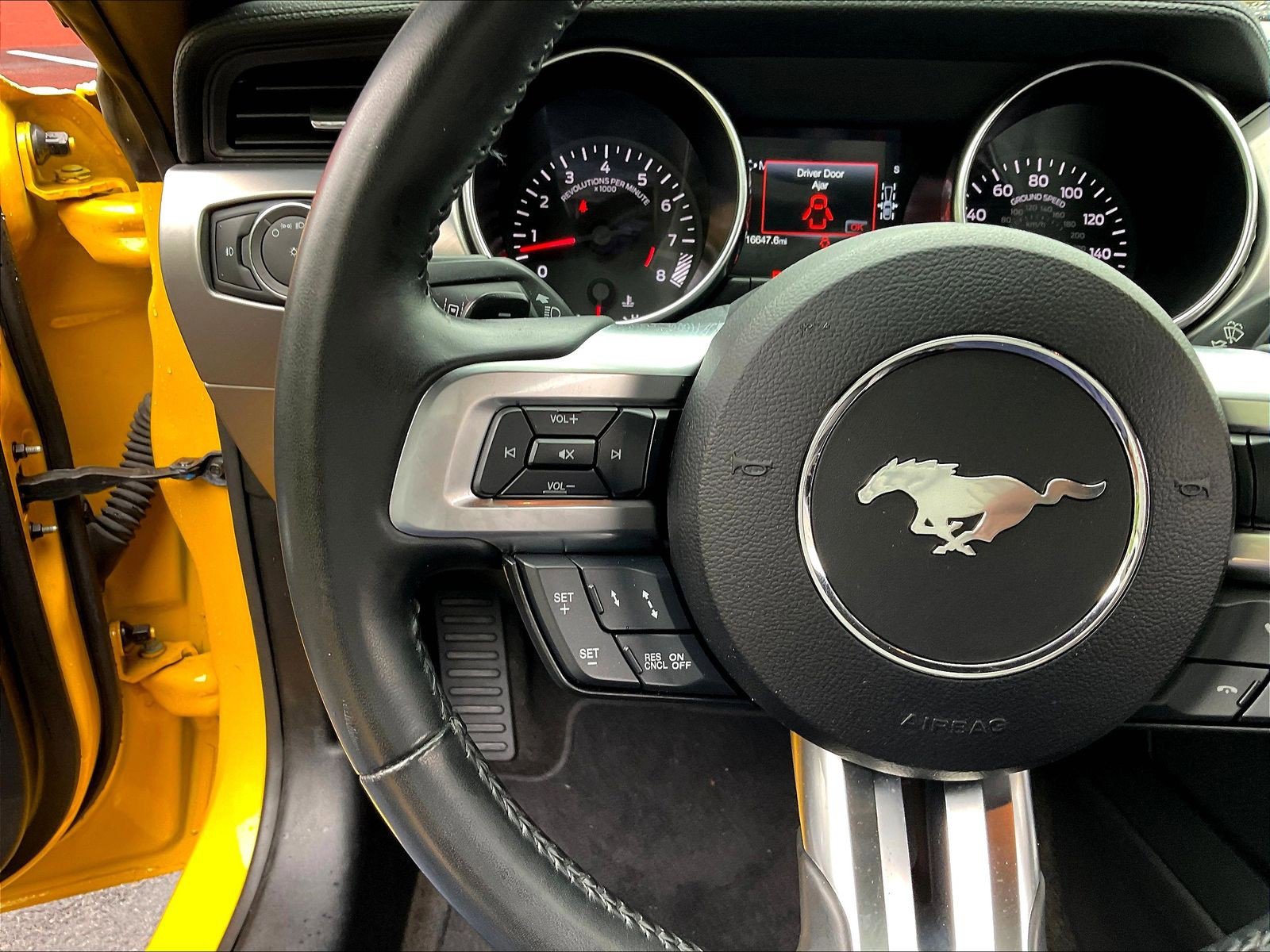 Used 2018 Ford Mustang GT Premium w/ Safe & Smart Package RWD image 10