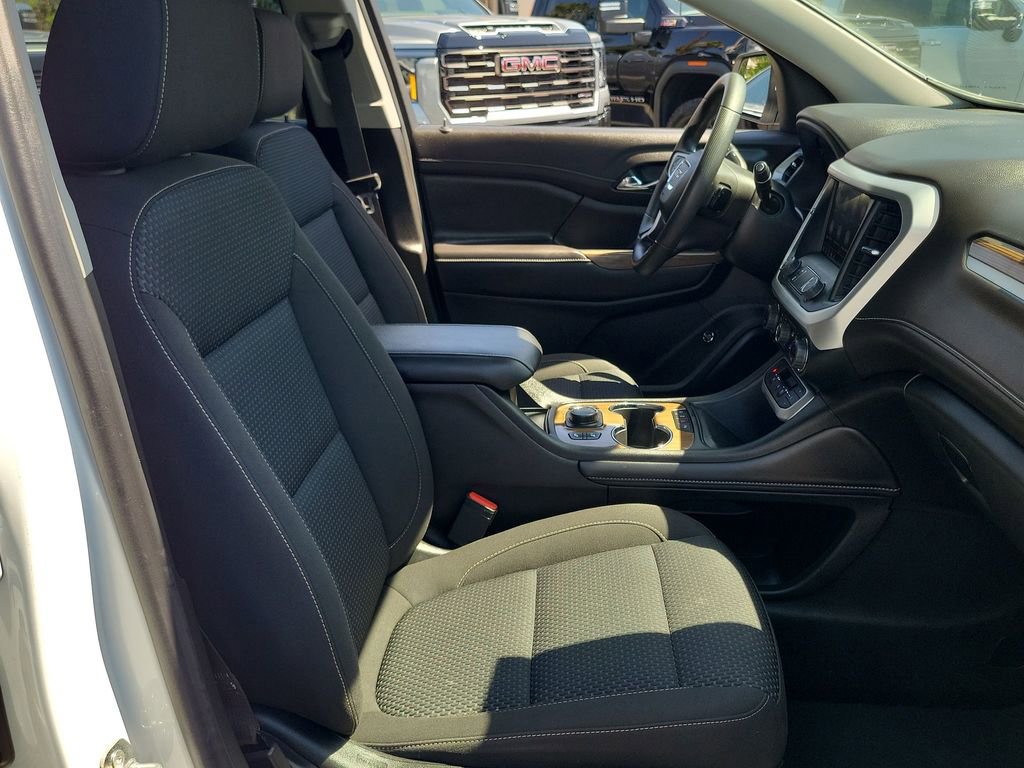 Used 2023 GMC Acadia SLE w/ Driver Convenience Package FWD image 26