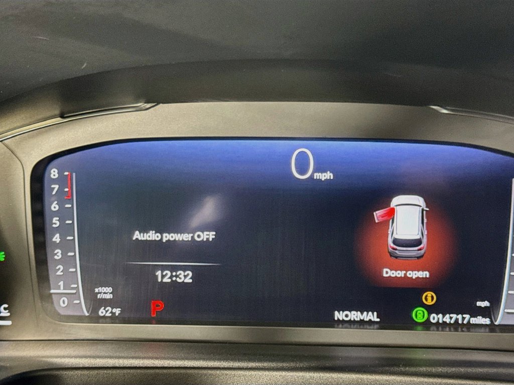 Certified 2025 Honda Pilot Elite image 17
