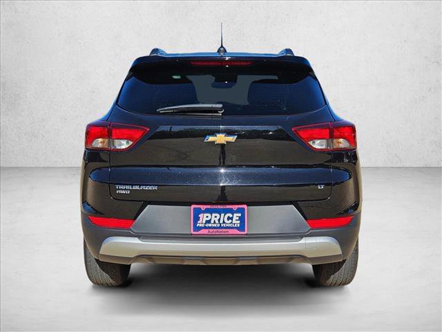Used 2025 Chevrolet TrailBlazer LT AWD/4WD image 7