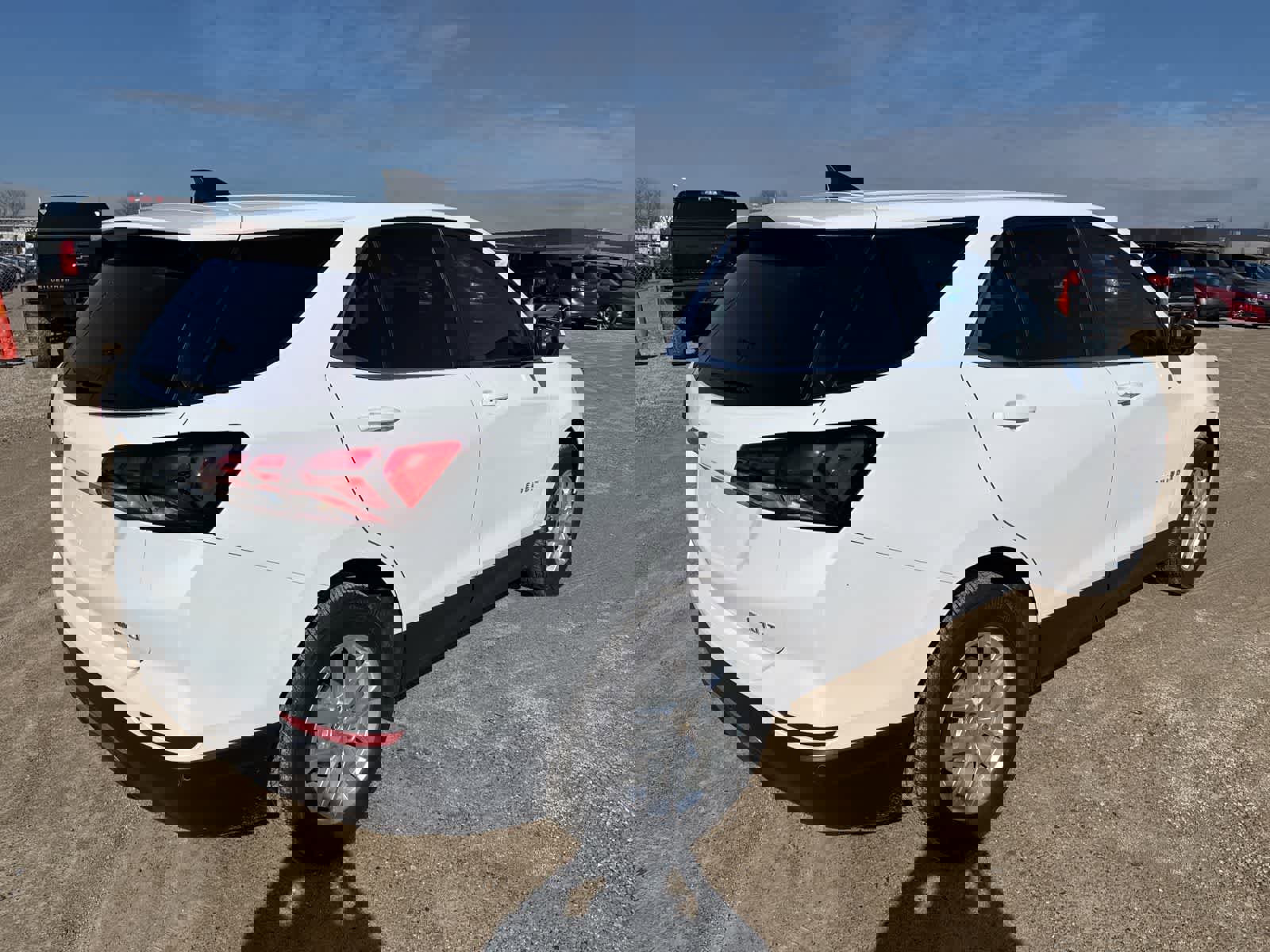 Used 2024 Chevrolet Equinox LT w/ LPO, Floor Liner Package image 3