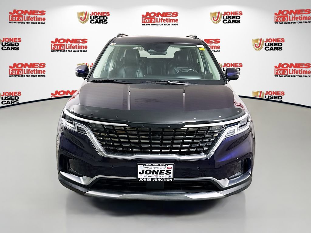 Used 2022 Kia Carnival EX image 12