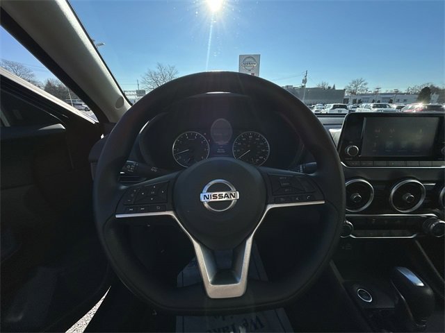 Used 2023 Nissan Sentra S image 18