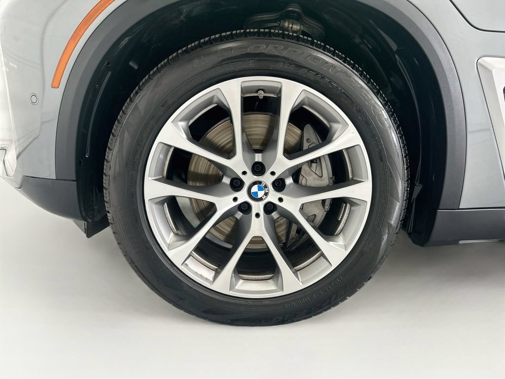 Certified 2026 BMW X5 xDrive50e w/ Climate Comfort Package AWD/4WD image 29