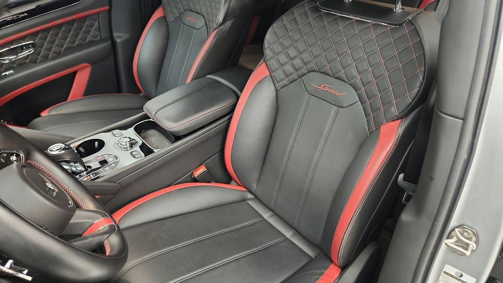 Used 2021 Bentley Bentayga Speed AWD/4WD image 14