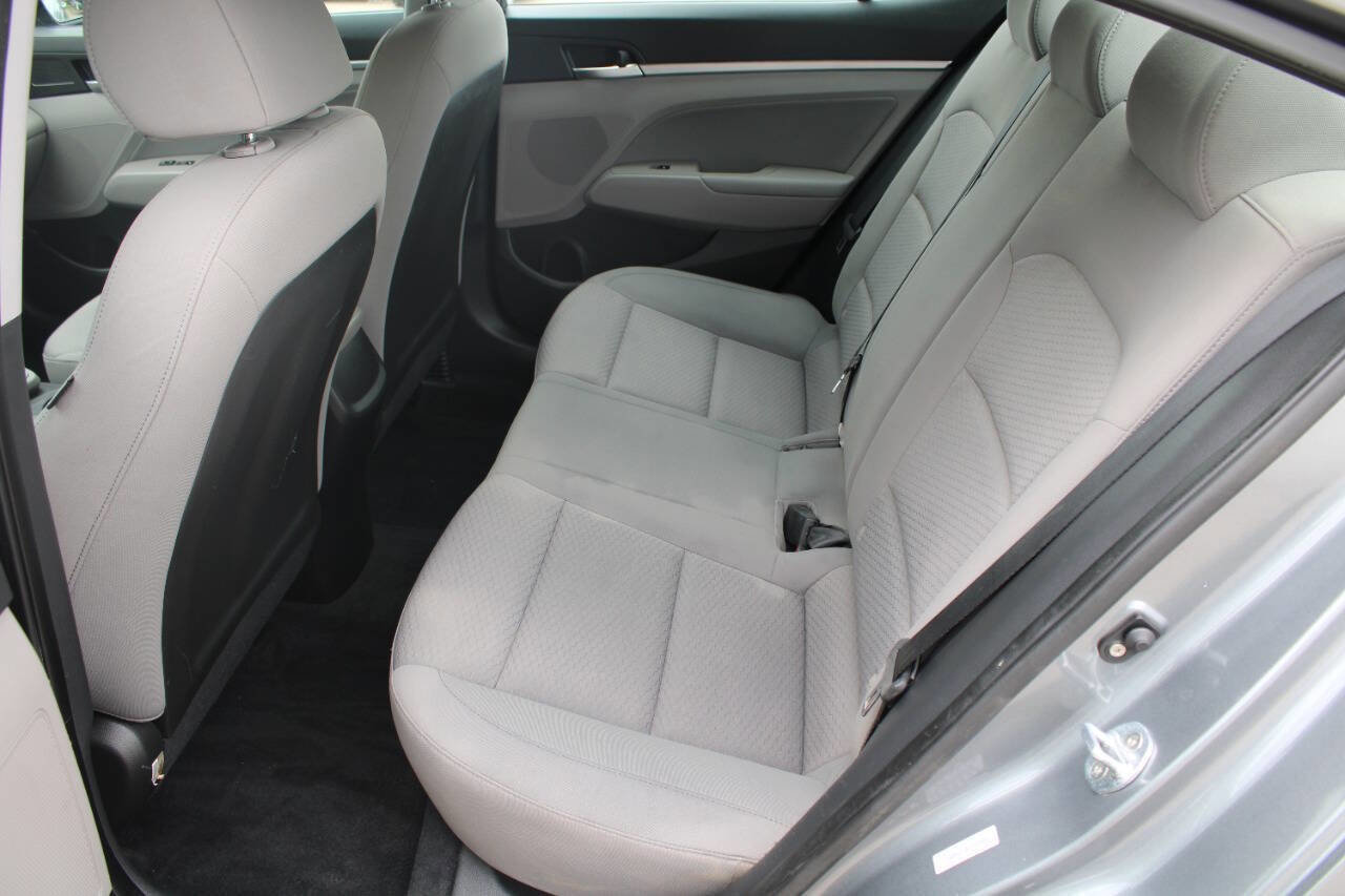 Used 2019 Hyundai Elantra SEL FWD image 10