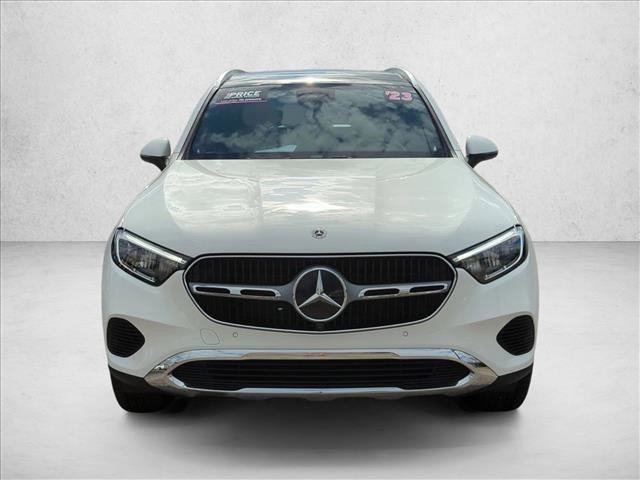 Used 2023 Mercedes-Benz GLC 300 4MATIC image 2