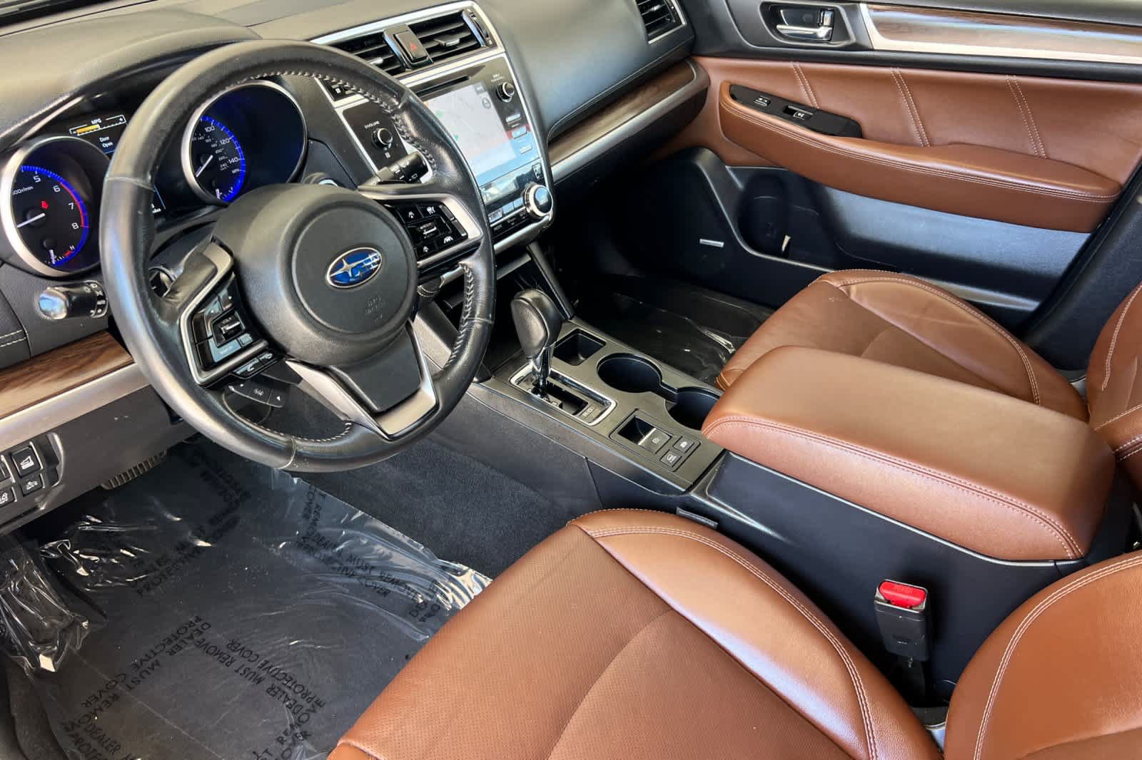 Used 2018 Subaru Outback 2.5i Touring w/ Popular Package #3 AWD/4WD image 11