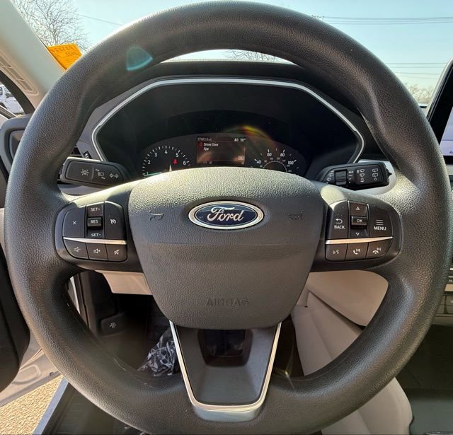 Used 2022 Ford Escape SE image 15