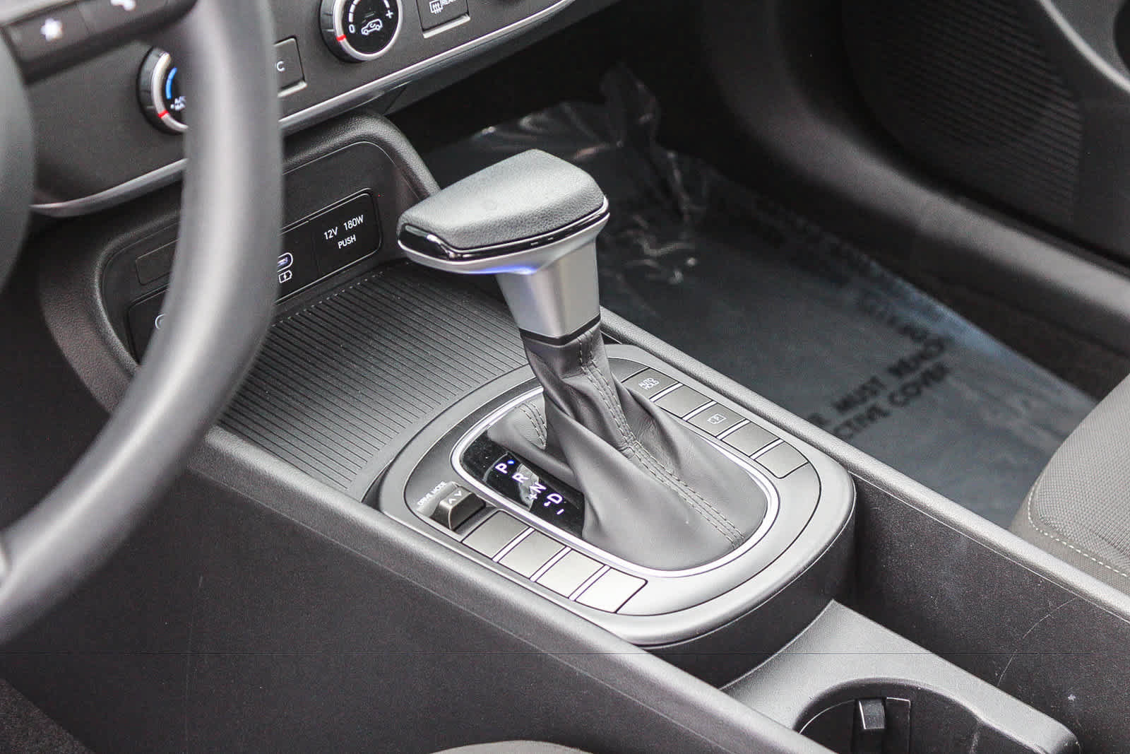 Certified 2024 Hyundai Kona SE FWD image 24