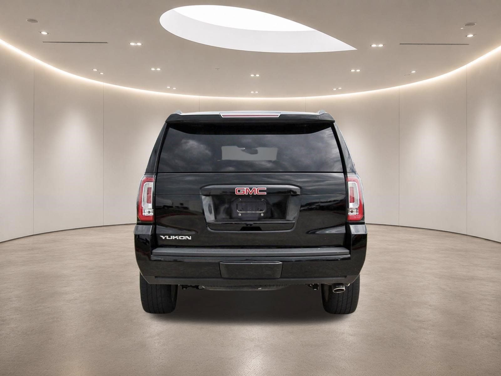 Used 2017 GMC Yukon SLE w/ SLE Value Package RWD image 6