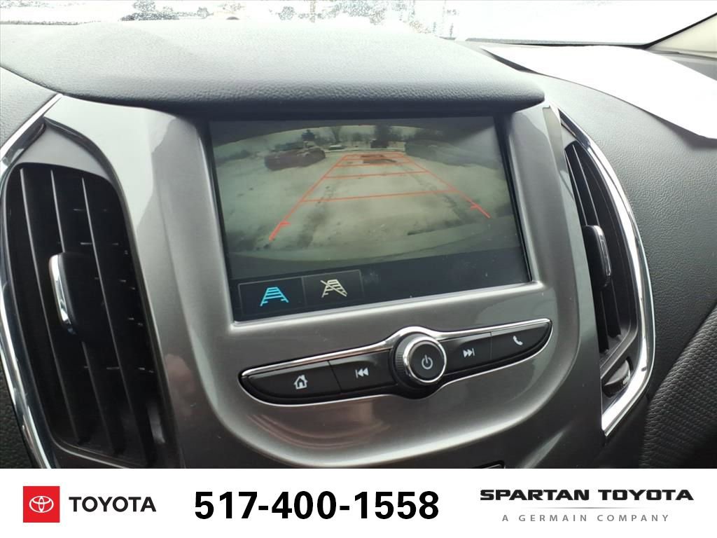Used 2017 Chevrolet Cruze LT image 22