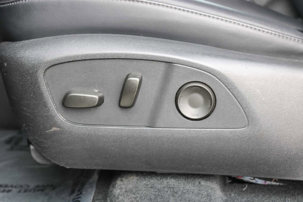 Used 2024 GMC Acadia Elevation AWD/4WD image 21