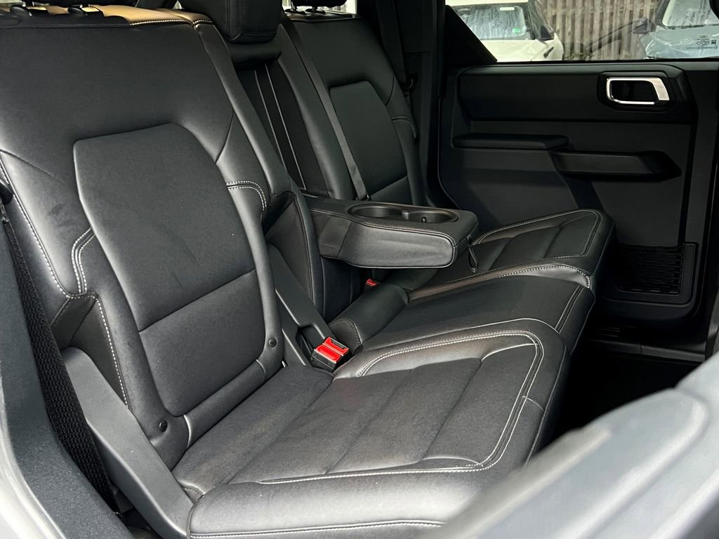 Used 2025 Ford Bronco Big Bend image 15