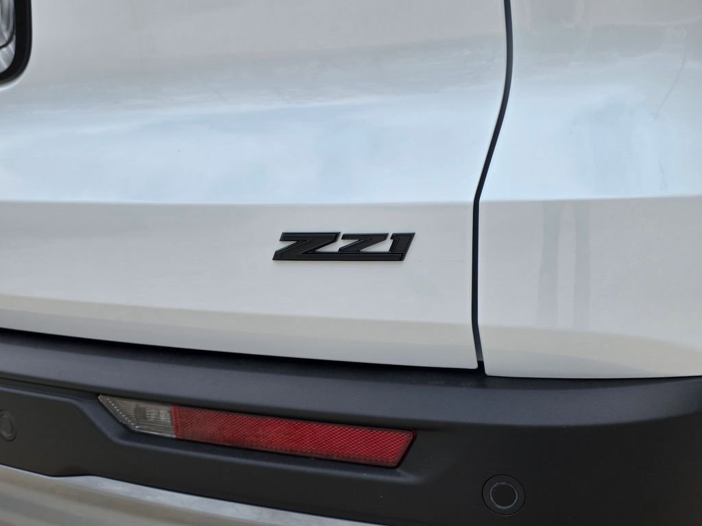 New 2026 Chevrolet Traverse Z71 w/ Enhanced Driving Package image 8