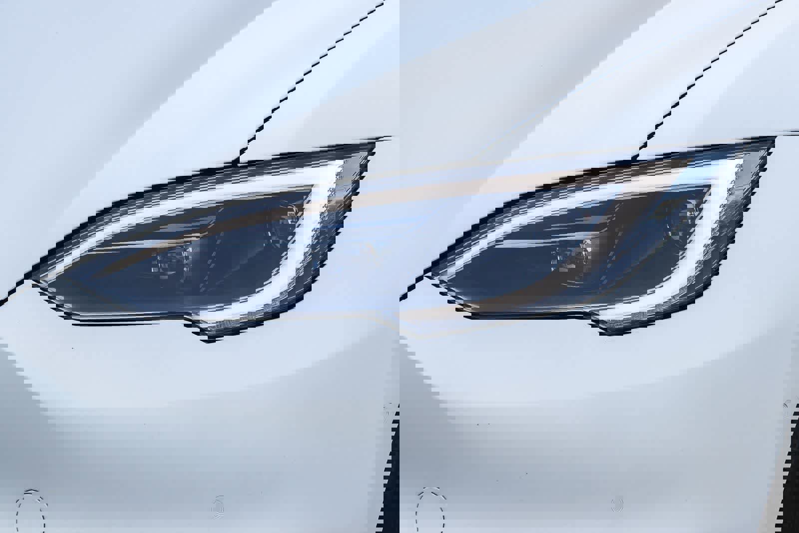 Used 2022 Tesla Model S image 7