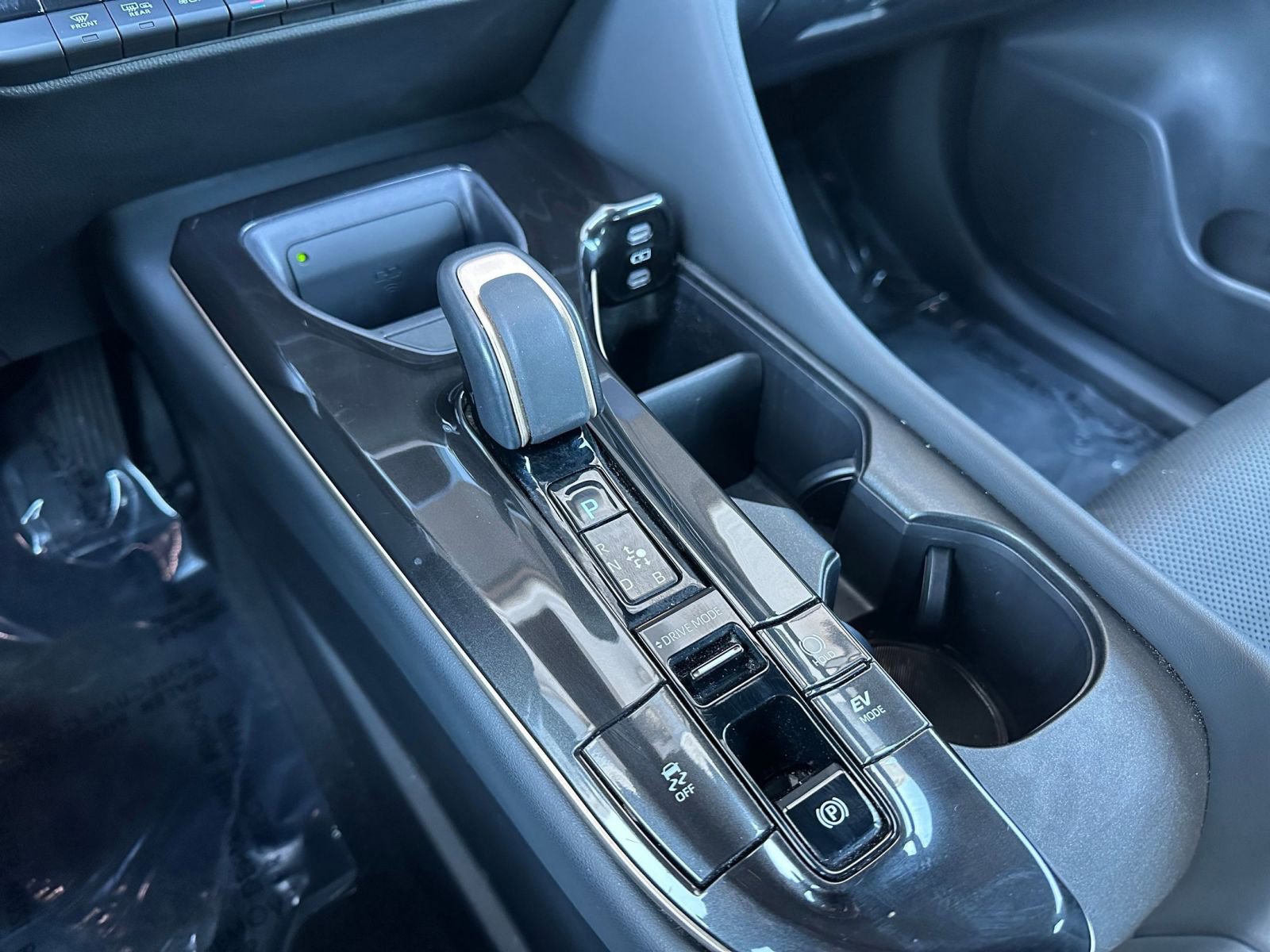 Used 2025 Toyota Crown XLE image 41