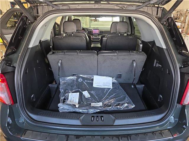 Certified 2023 Ford Explorer XLT w/ Equipment Group 202A image 18