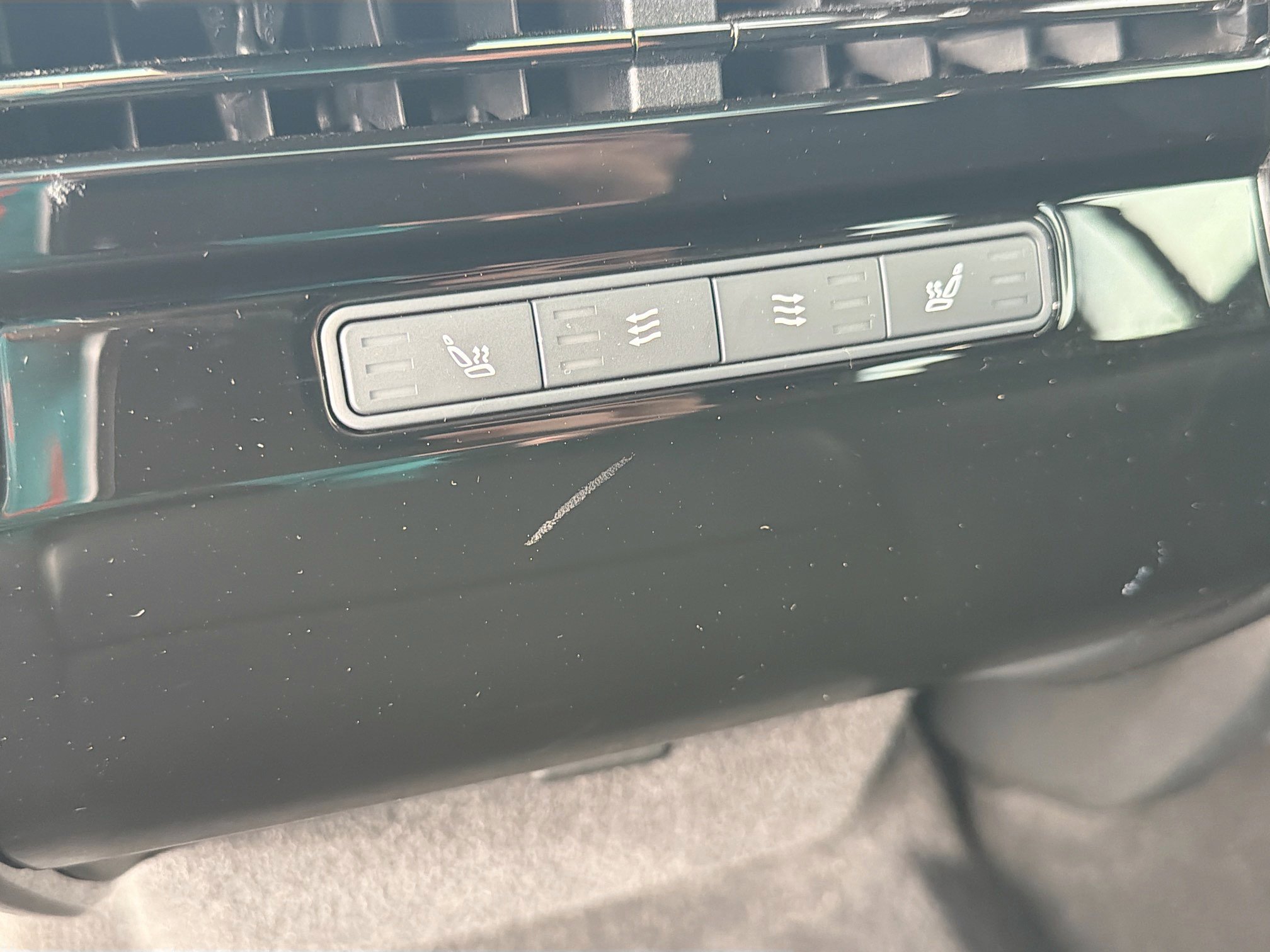 Used 2025 Land Rover Range Rover Sport Dynamic SE image 21