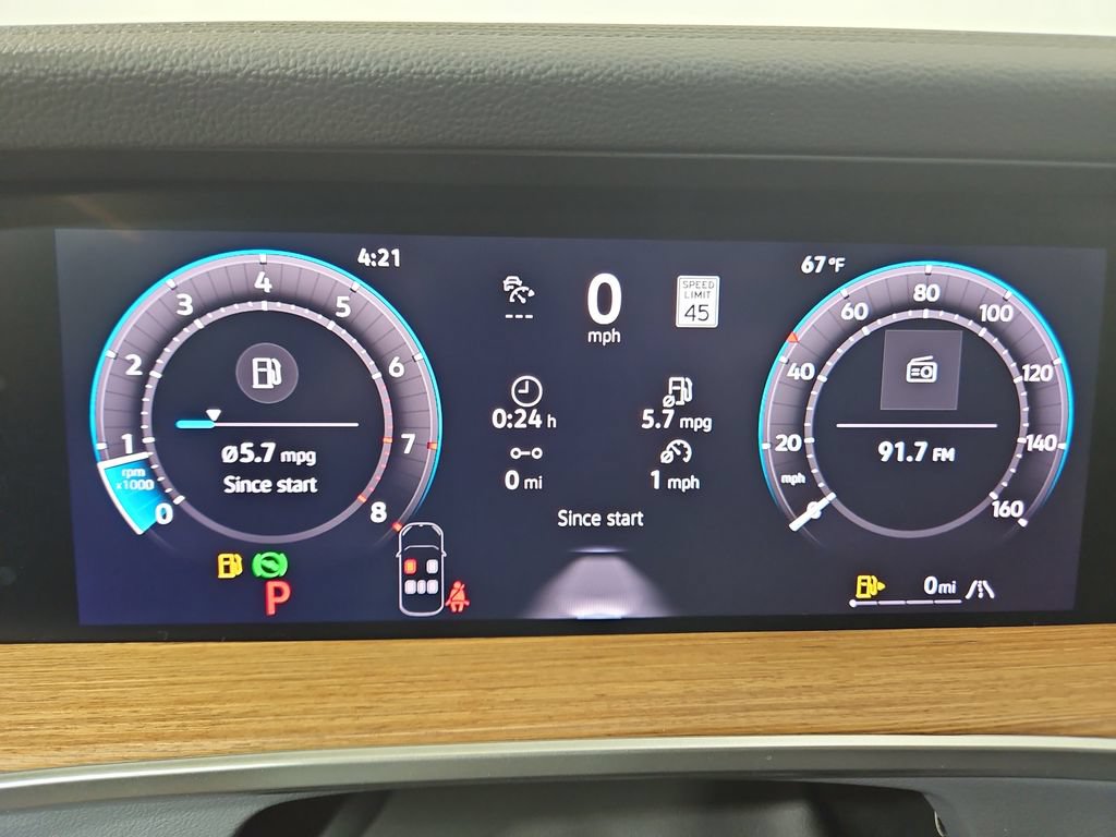 New 2026 Volkswagen Tiguan SEL R-Line AWD/4WD image 15