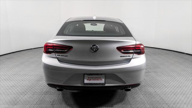 Used 2018 Buick Regal Preferred image 7