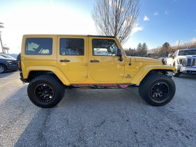 Used 2015 Jeep Wrangler Unlimited Sahara image 9