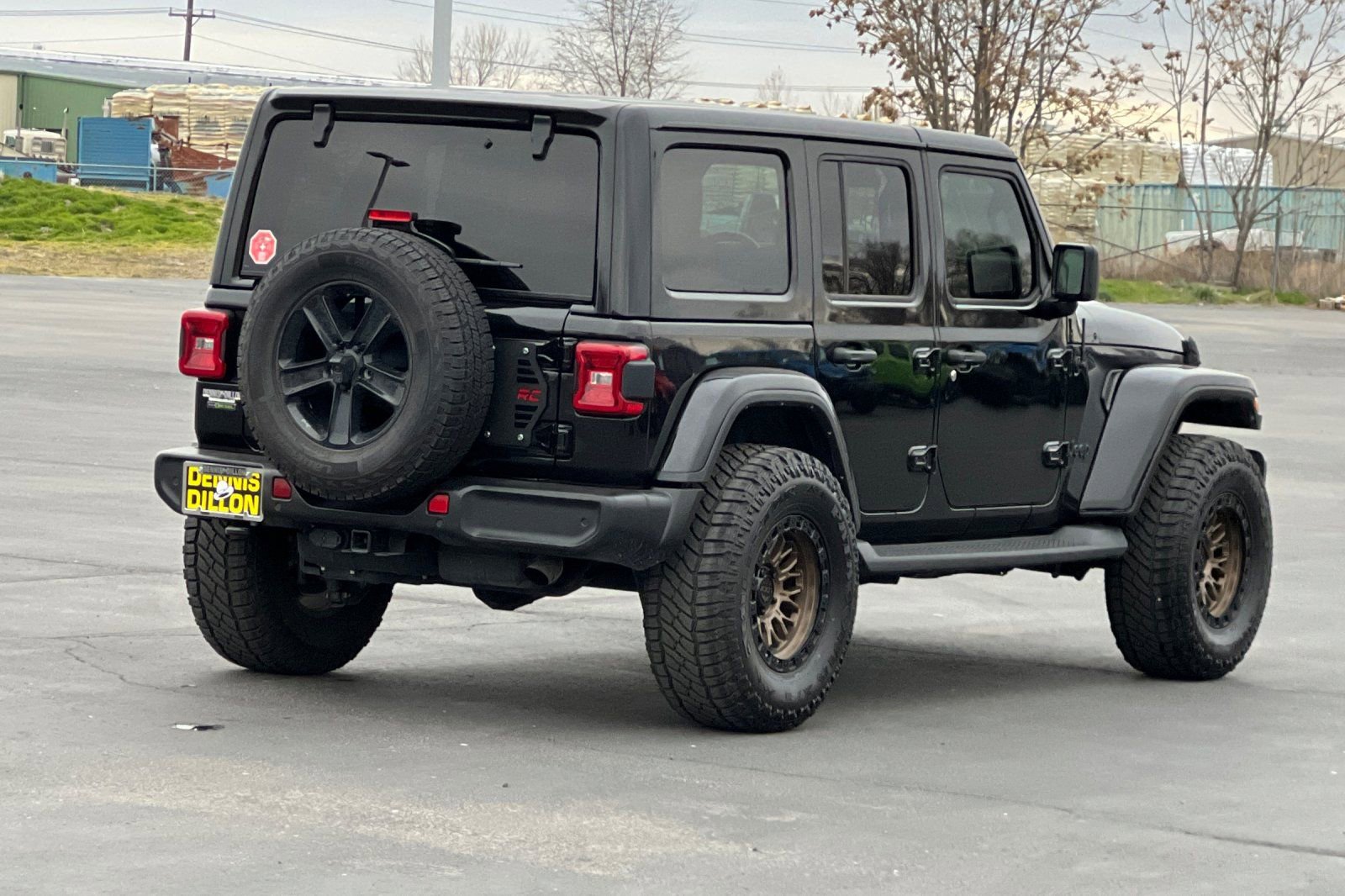 Used 2021 Jeep Wrangler Unlimited Sahara AWD/4WD image 4