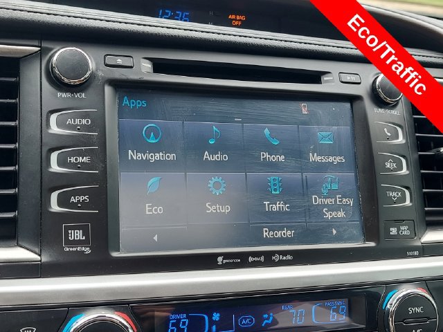 Used 2017 Toyota Highlander Limited AWD/4WD image 32