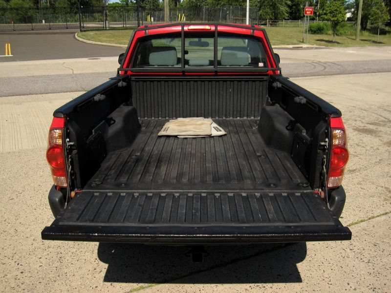 Used 2006 Toyota Tacoma 4x4 Regular Cab w/ Standard Pkg #1 image 15