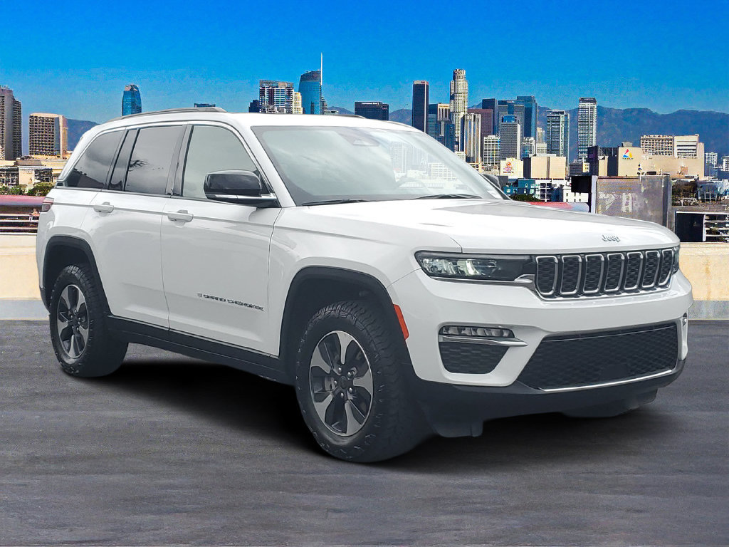 Used 2024 Jeep Grand Cherokee Limited 4xe AWD/4WD image 3