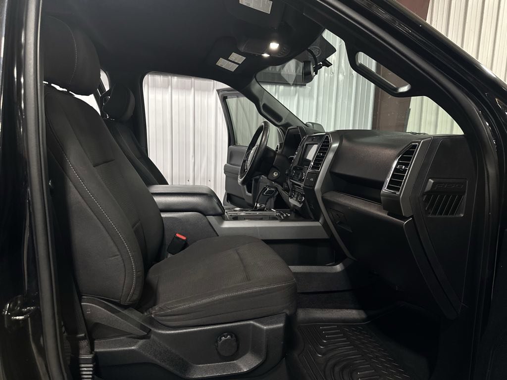 Used 2016 Ford F150 XLT w/ Equipment Group 301A Mid image 25